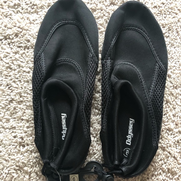 odyssey Shoes - 🧡🧡🧡 Odyssey Water Shoes.